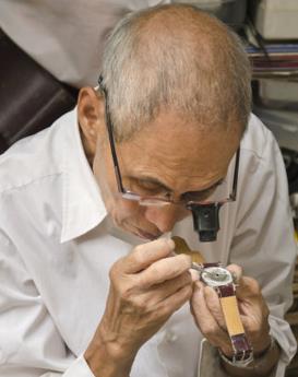 克拉克·盖博-天津雅典维修中心制表师