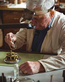 利亚姆·布朗-成都雅典维修中心制表师