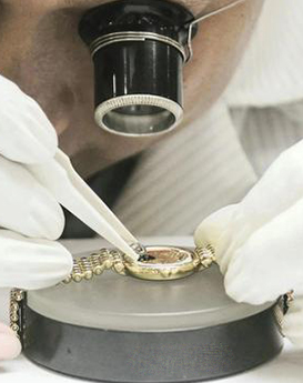 波菲里奥·琼斯-上海雅典维修中心制表师