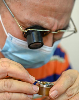 伊桑·威尔森-绵阳雅典维修中心制表师